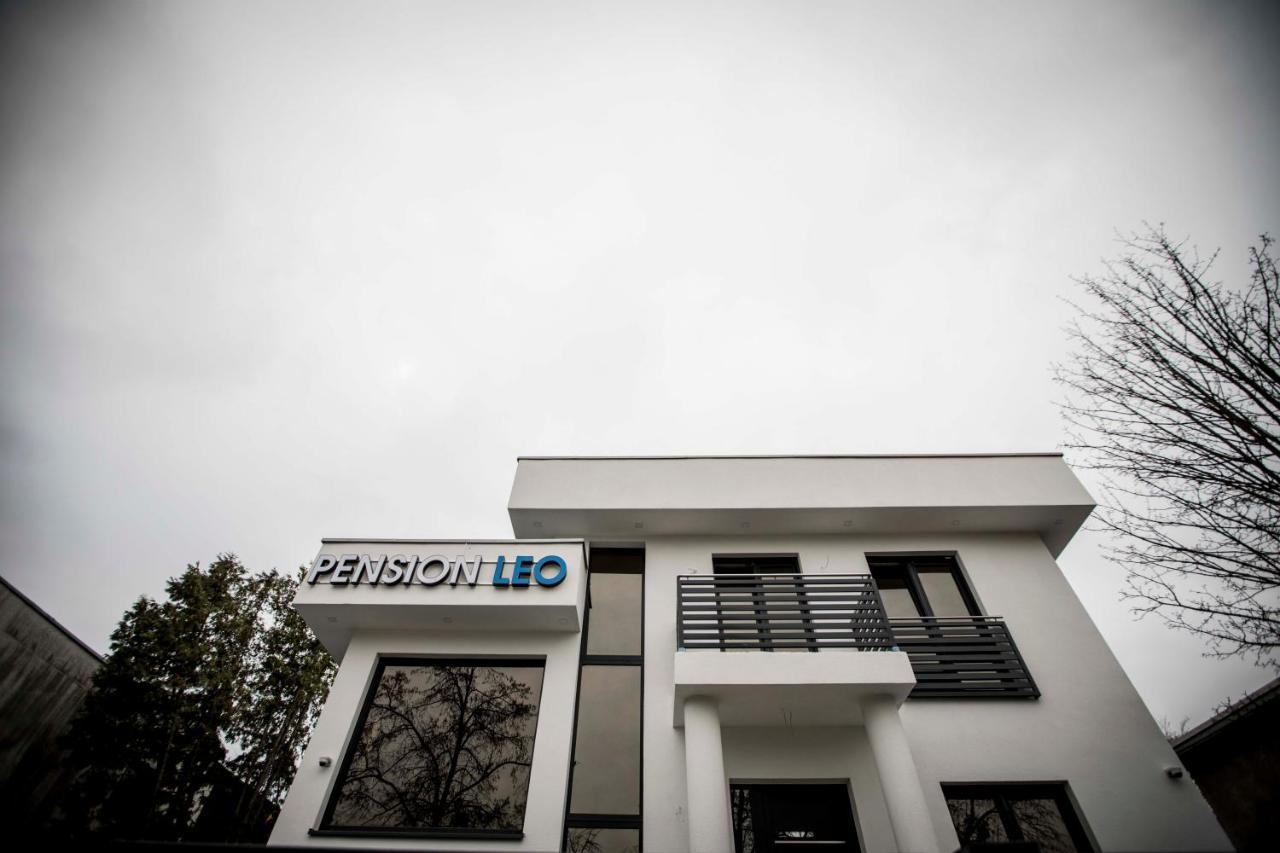 Pension Leo Berlim Exterior foto