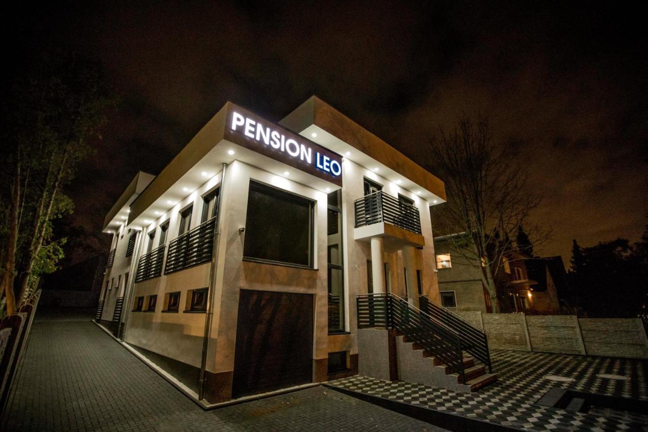 Pension Leo Berlim Exterior foto