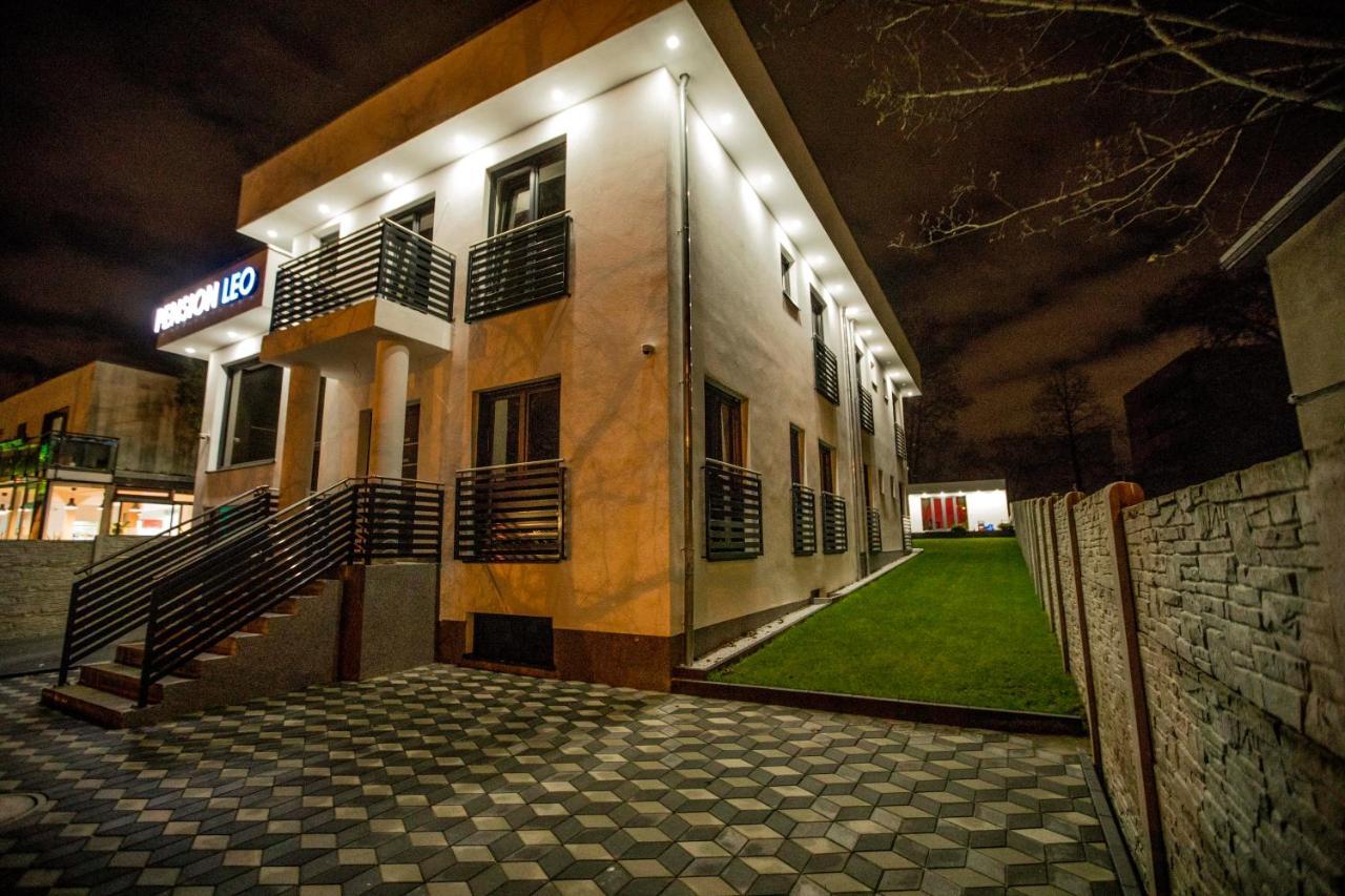 Pension Leo Berlim Exterior foto